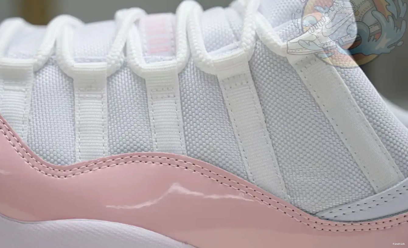 Jordan Air 11 WMNS Low Jordan 0616